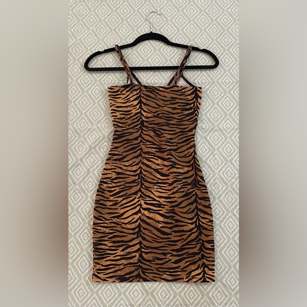 H&M Black and Tan Tiger Print Mini Dress - Picture 2 of 3